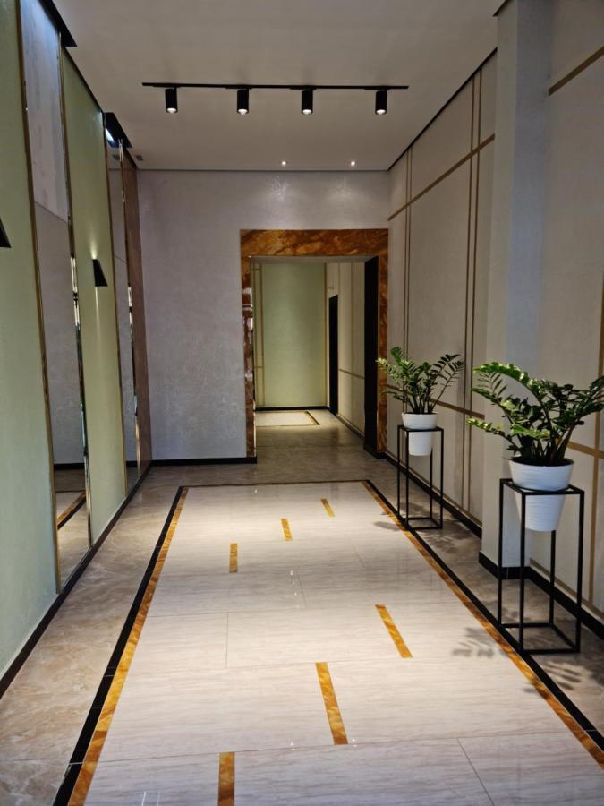 Апартаменты В Центре, В Новом Доме Almaty Exterior foto